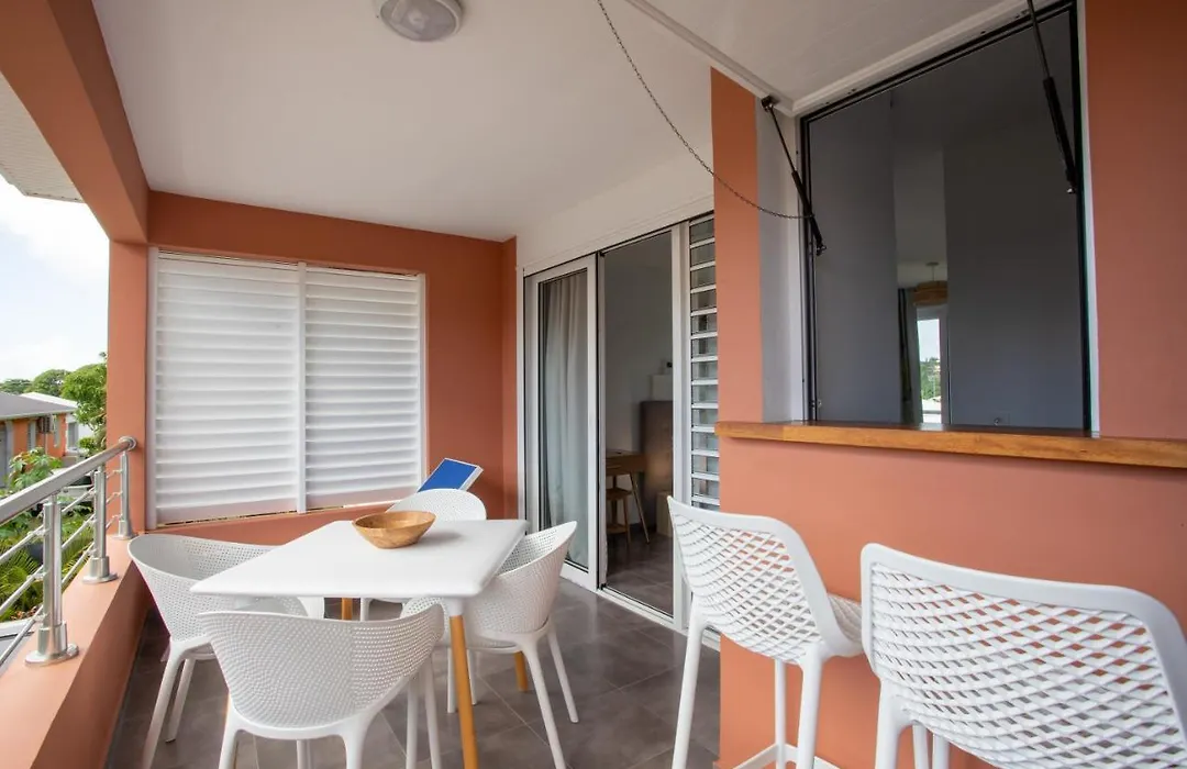 Hôtel Guadeloupe Palm Suites-1